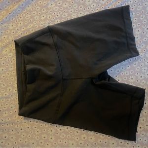 Lululemon 6in shorts